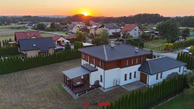 dom wolnostojący, 7 pokoi Kończyce Małe, ul. Folwarczna. Zdjęcie 19