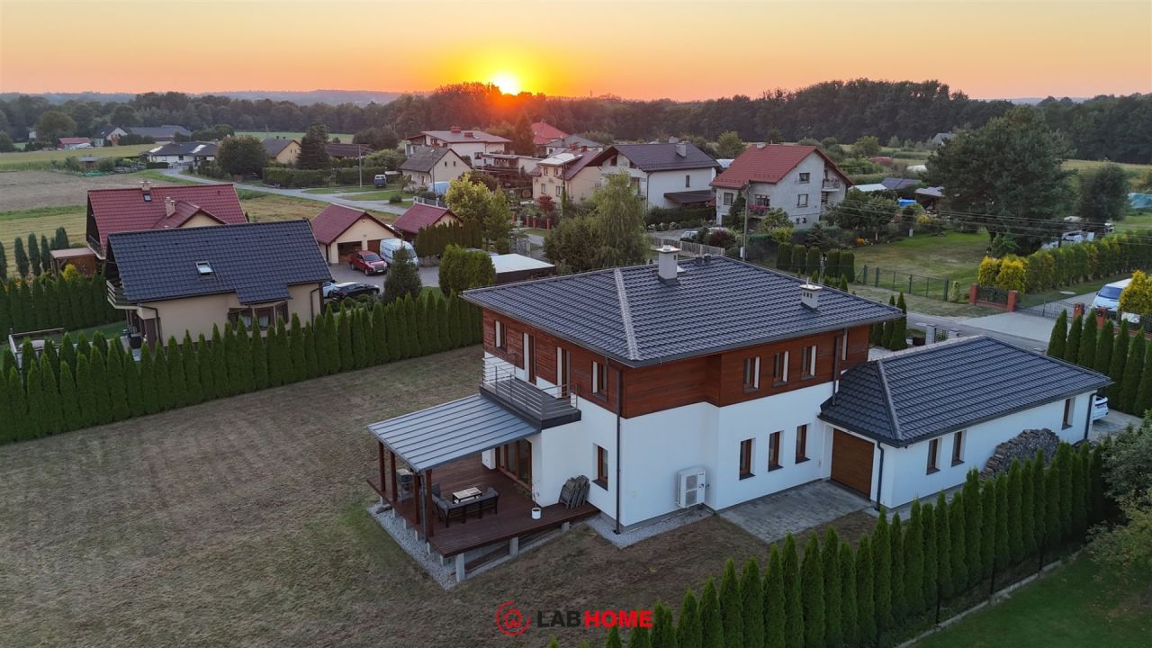 dom wolnostojący, 7 pokoi Kończyce Małe, ul. Folwarczna. Zdjęcie 19