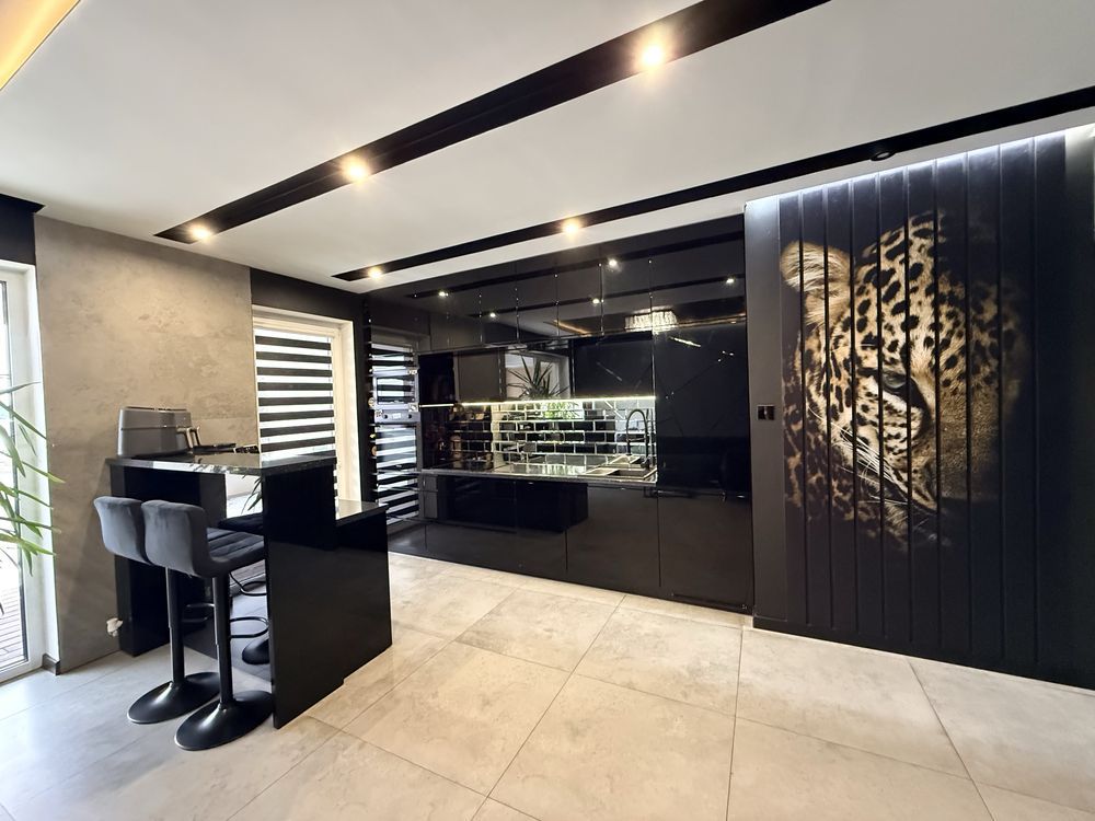 Mieszkanie 4-pokojowe Ełk. Zdjęcie 3