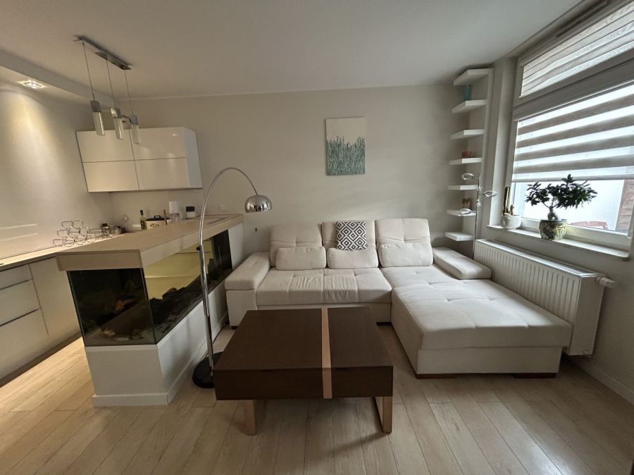 Mieszkanie 3-pokojowe Gdynia Mały Kack, ul. Strzelców. Zdjęcie 1