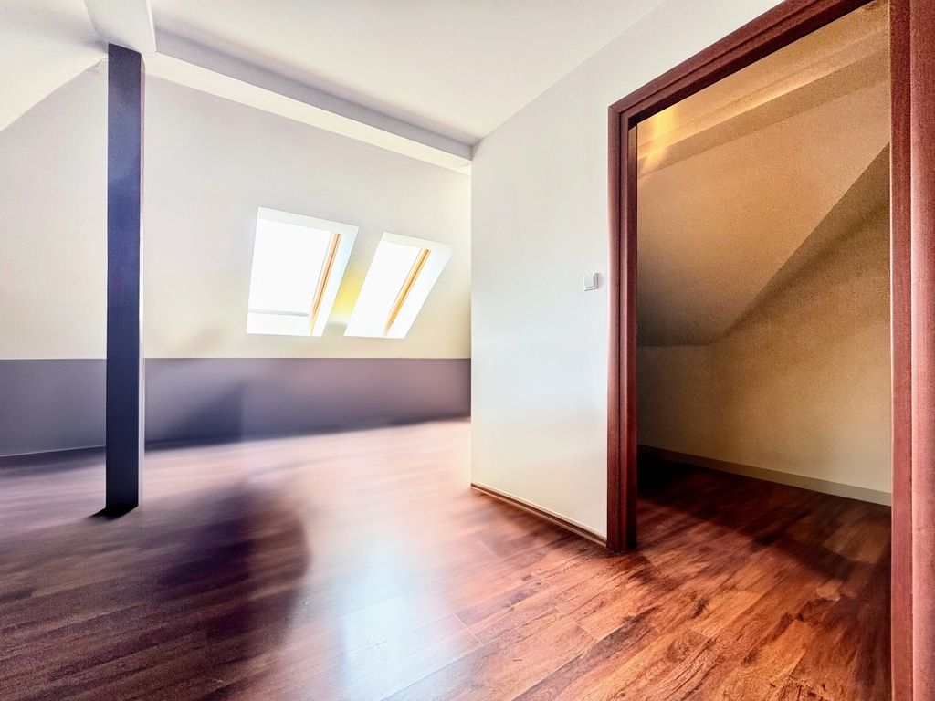 dom wolnostojący, 5 pokoi Dąbrówki. Zdjęcie 16