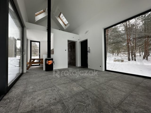 dom wolnostojący, 2 pokoje Sasino, ul. Stara Cegielnia. Zdjęcie 23