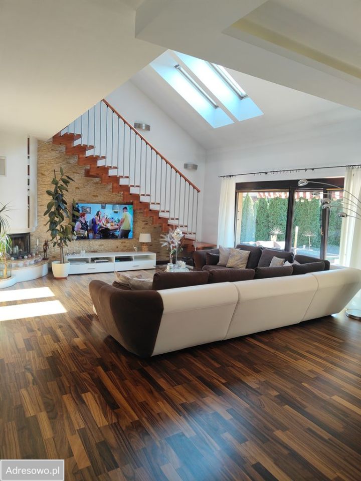 bliźniak, 5 pokoi Zabrze Centrum, ul. Neptuna. Zdjęcie 5