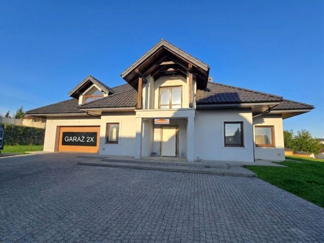 dom wolnostojący, 6 pokoi Tomaszowice. Zdjęcie 1