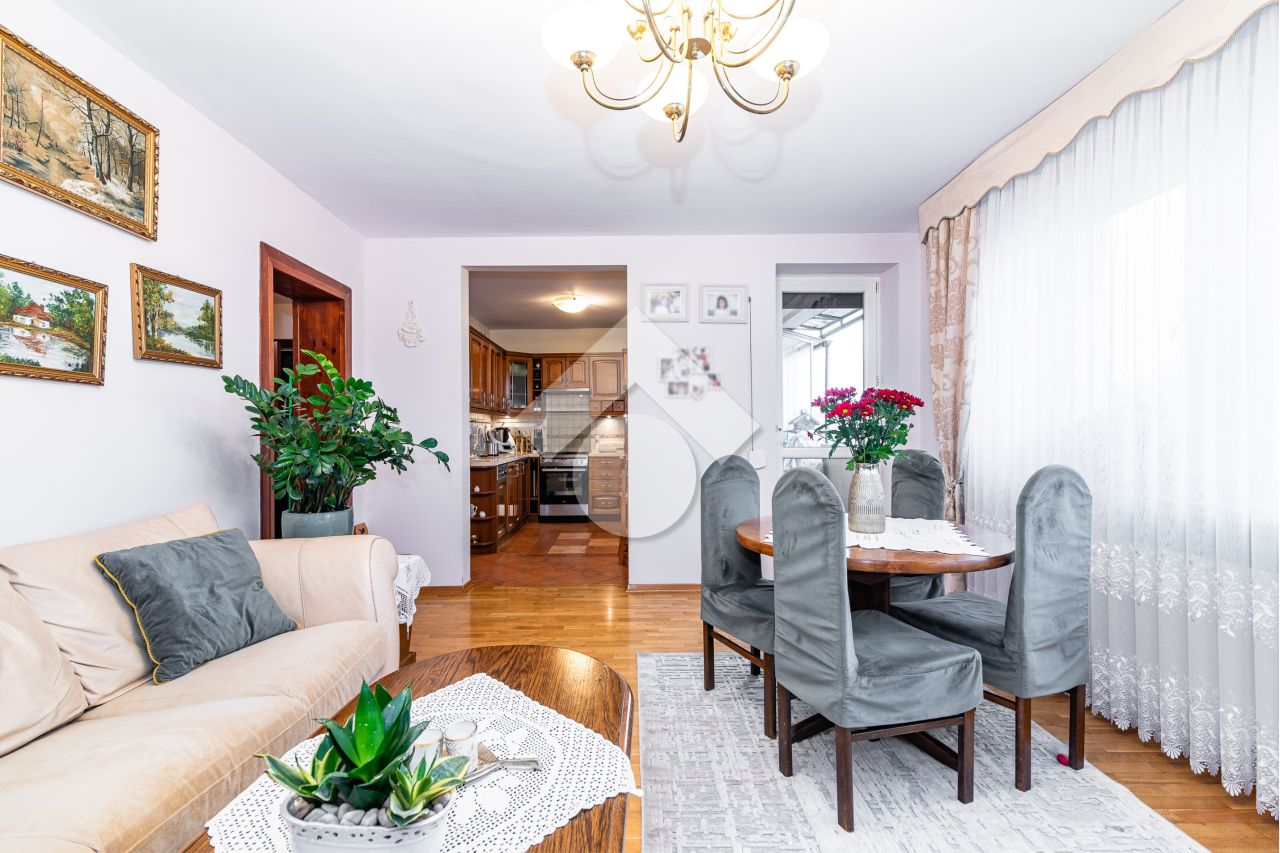 Mieszkanie 3-pokojowe Kraków Kurdwanów, ul. Stanisława Stojałowskiego. Zdjęcie 2