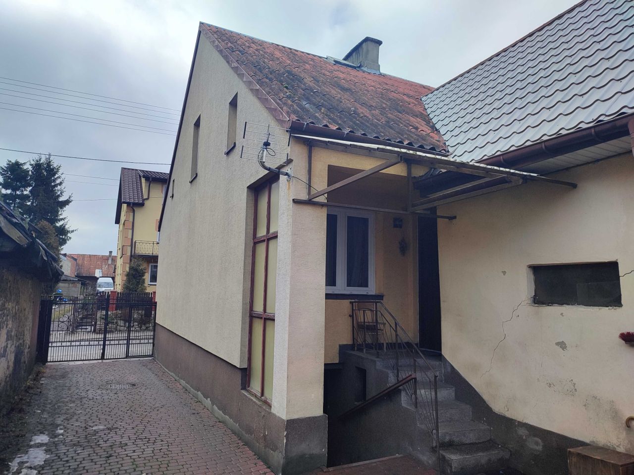 dom wolnostojący Daleszyce, ul. Ignacego Paderewskiego. Zdjęcie 6