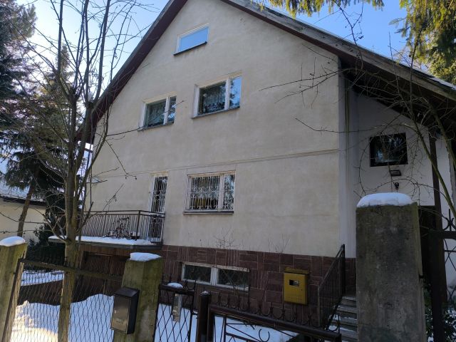 dom wolnostojący, 6 pokoi Puławy Centrum, ul. Żulinki. Zdjęcie 1