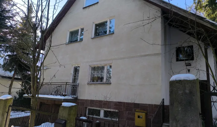 dom wolnostojący, 6 pokoi Puławy Centrum, ul. Żulinki