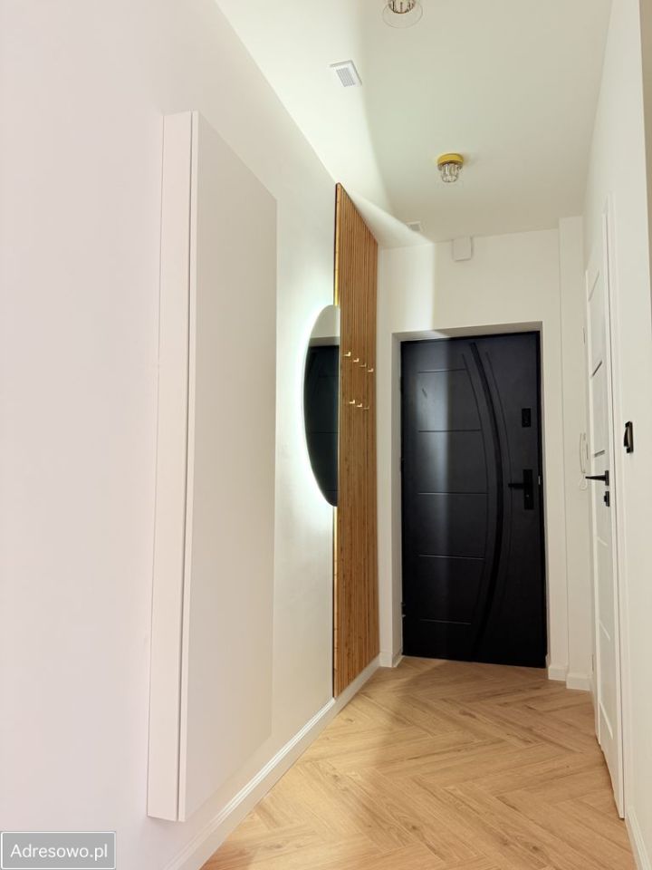 Mieszkanie 2-pokojowe Gdynia Śródmieście, ul. Antoniego Abrahama. Zdjęcie 2