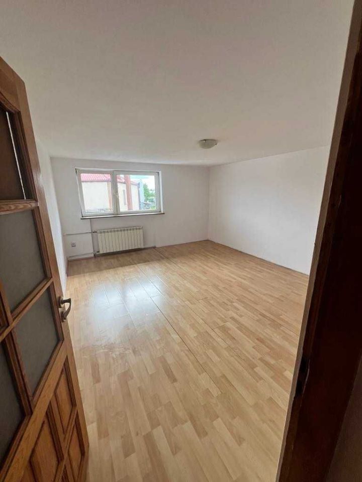 dom wolnostojący Radom Długojów, ul. Malenicka. Zdjęcie 4