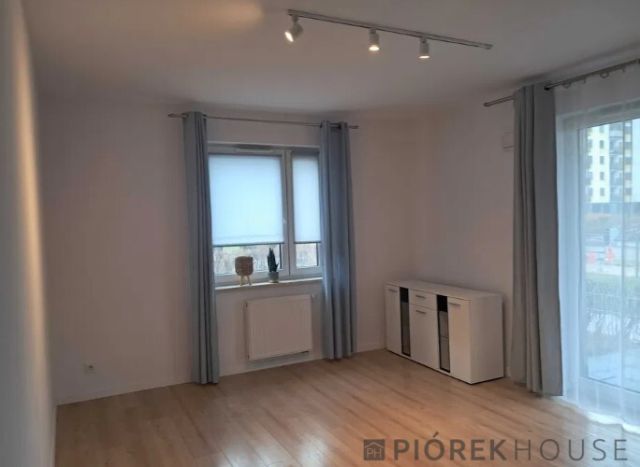 Mieszkanie 2-pokojowe Warszawa Ursus, ul. Posag 7 Panien. Zdjęcie 2