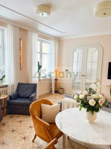 Mieszkanie 3-pokojowe Warszawa Śródmieście, ul. Nowy Świat. Zdjęcie 2