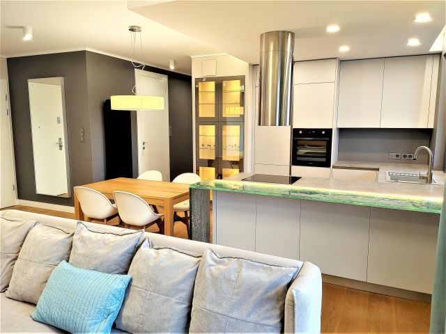 Mieszkanie 3-pokojowe Gdynia Orłowo, ul. Bernadowska. Zdjęcie 1