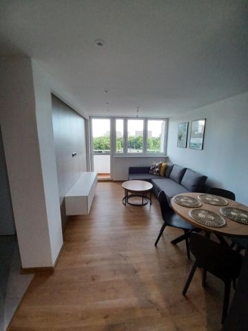 Mieszkanie 2-pokojowe Katowice Śródmieście, al. Wojciecha Korfantego. Zdjęcie 1