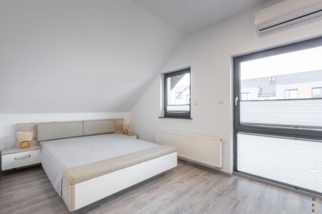 dom szeregowy, 4 pokoje Domasław, ul. Wrocławska. Zdjęcie 8