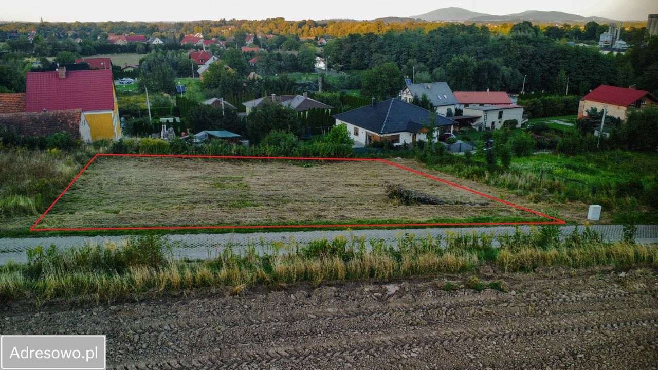 Działka budowlana Burkatów. Zdjęcie 2