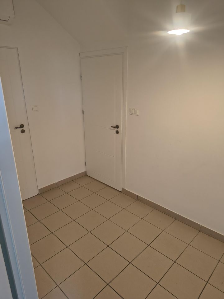 Lokal Kraków Borek Fałęcki, ul. Koszalińska. Zdjęcie 9