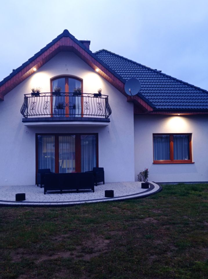 dom wolnostojący, 6 pokoi Różyny, ul. Azaliowa. Zdjęcie 2