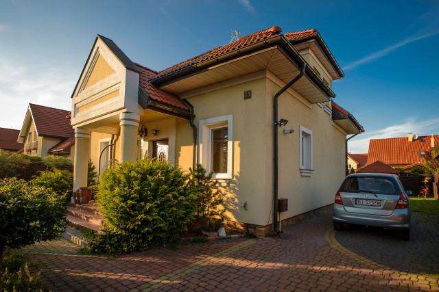 dom wolnostojący, 4 pokoje Białystok Bagnówka, ul. Ignacego Mościckiego. Zdjęcie 1