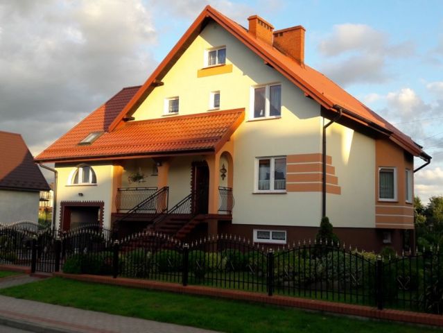 dom wolnostojący Lubawa, ul. Bolesława Chrobrego. Zdjęcie 1