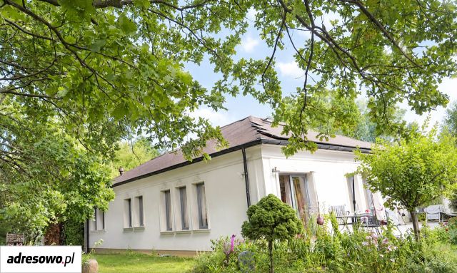 dom wolnostojący, 5 pokoi Milanówek. Zdjęcie 1