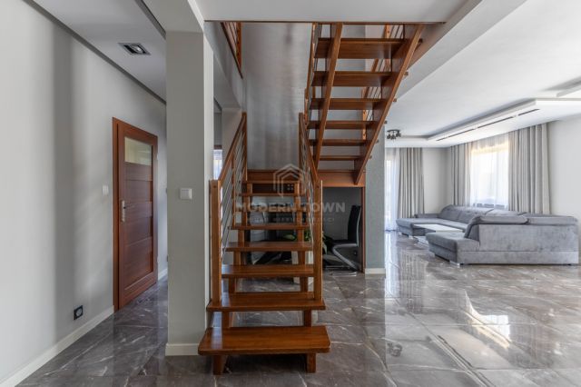 dom wolnostojący, 5 pokoi Nowe Miasto. Zdjęcie 8