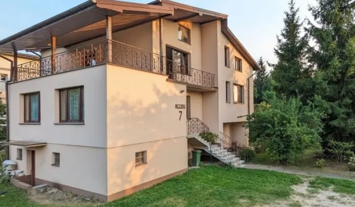 dom wolnostojący, 8 pokoi Firlej, ul. Willowa