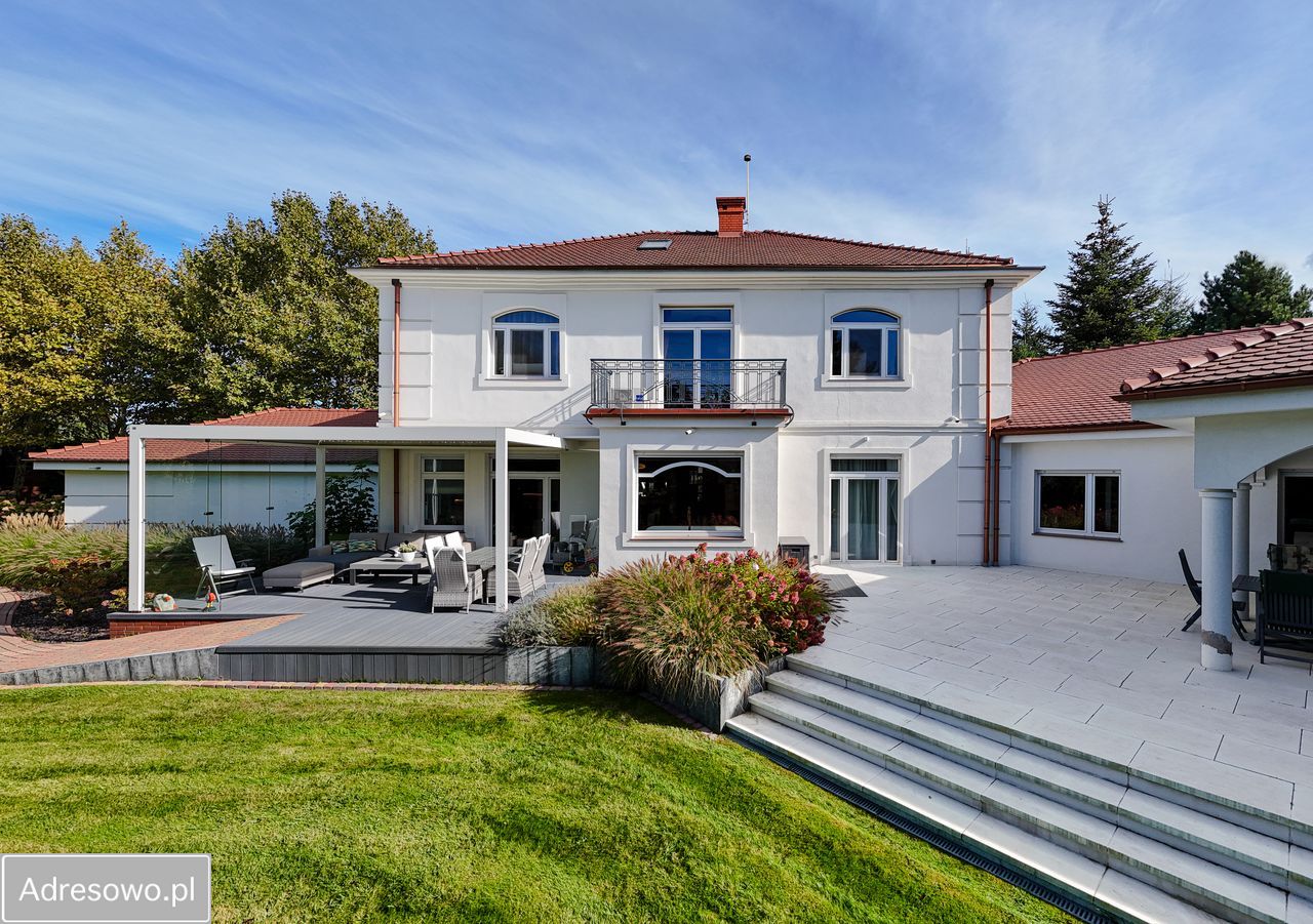 dom wolnostojący, 6 pokoi Chyby. Zdjęcie 20