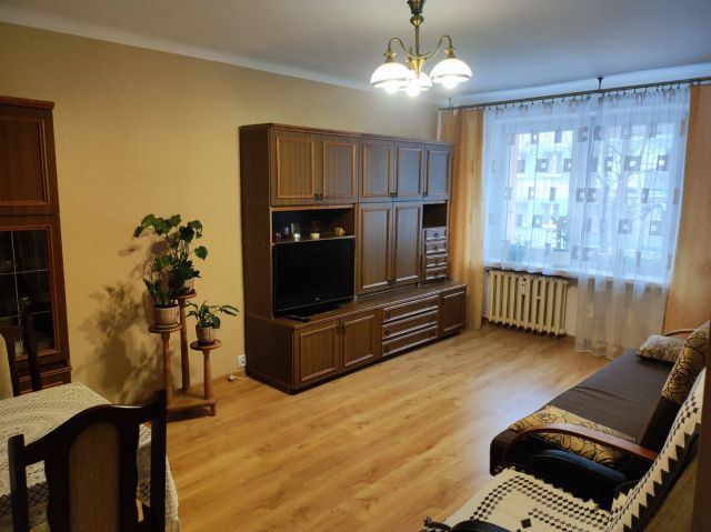 Mieszkanie 3-pokojowe Kutno Centrum, ul. Staszica. Zdjęcie 1