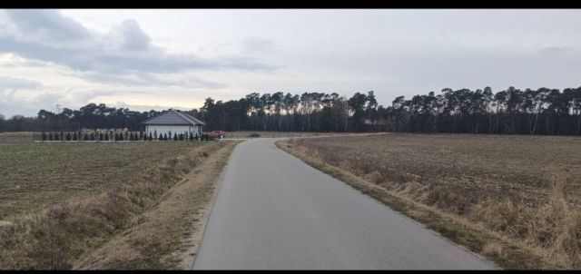 Działka budowlana Żerniki. Zdjęcie 1