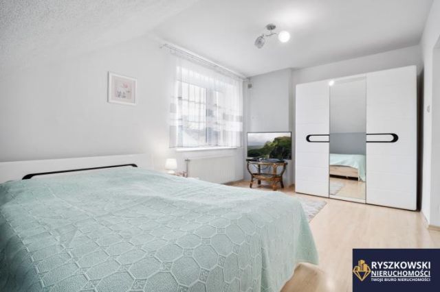 dom wolnostojący, 6 pokoi Zwódne. Zdjęcie 10