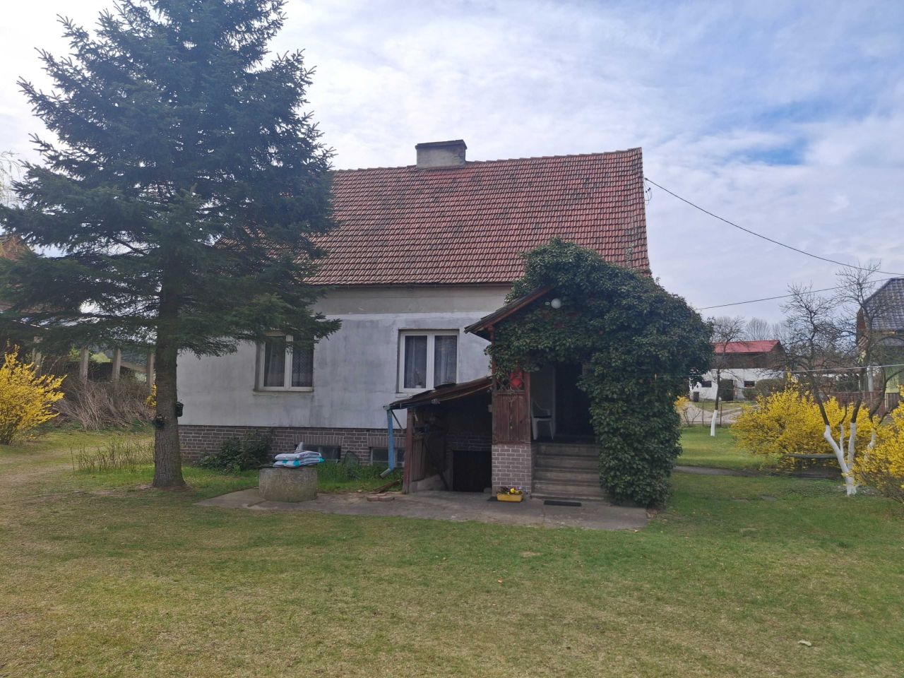 dom wolnostojący, 3 pokoje Ciemnice. Zdjęcie 2