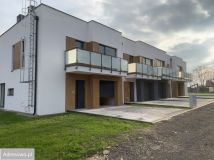 dom szeregowy, 4 pokoje Piotrków Trybunalski, ul. Świerczowska. Zdjęcie 2