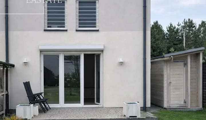 dom szeregowy, 6 pokoi Kobyłka, ul. Wesoła