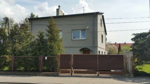 dom wolnostojący, 8 pokoi Pabianice Karniszewice, ul. Karniszewicka. Zdjęcie 1