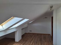 Mieszkanie 4-pokojowe Parczew. Zdjęcie 4