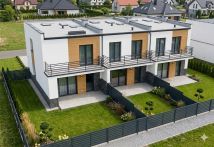 dom szeregowy, 4 pokoje Bobrowniki, ul. gen. Władysława Sikorskiego, Bobrowniki. Zdjęcie 1