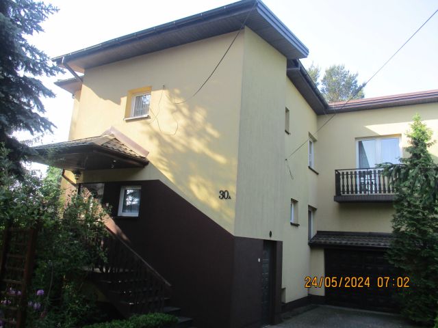 dom wolnostojący Kobyłka, ul. 3 Maja. Zdjęcie 1