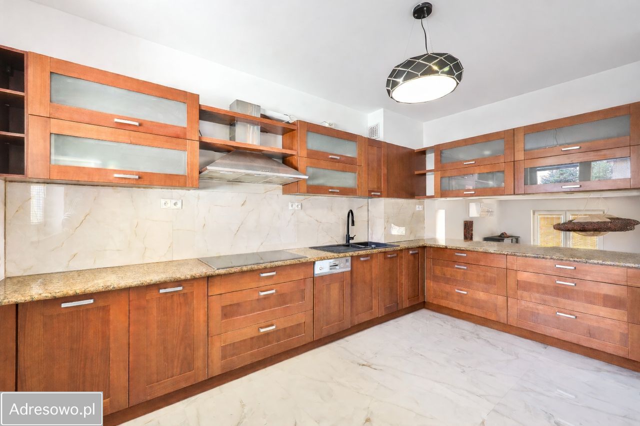 dom szeregowy, 6 pokoi Warszawa Wawer, ul. Jeziorowa. Zdjęcie 2