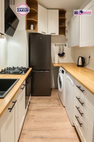 Mieszkanie 2-pokojowe Gdynia Chylonia, ul. Chylońska. Zdjęcie 3