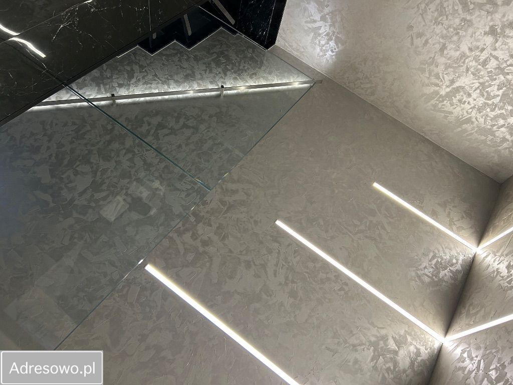 dom szeregowy, 5 pokoi Karwiany. Zdjęcie 15