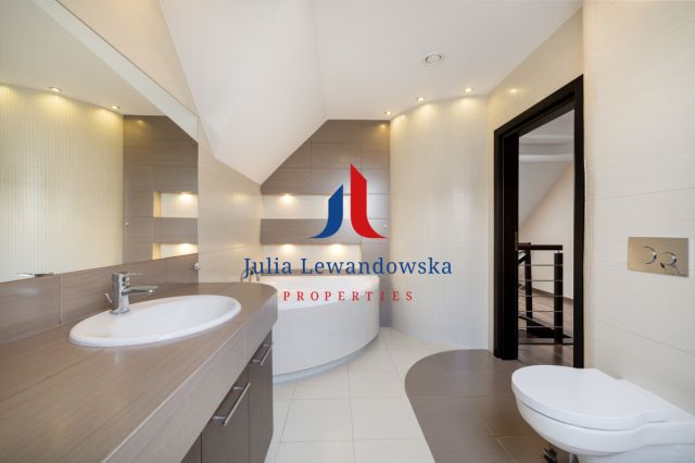 dom wolnostojący, 7 pokoi Gdańsk, ul. Metalowców. Zdjęcie 16