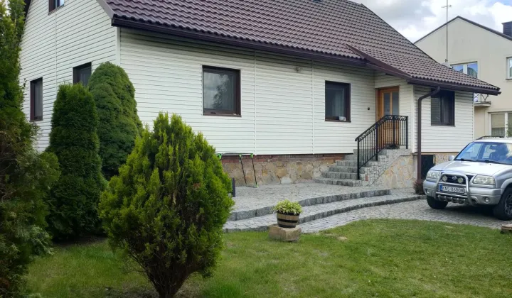 dom wolnostojący Albigowa