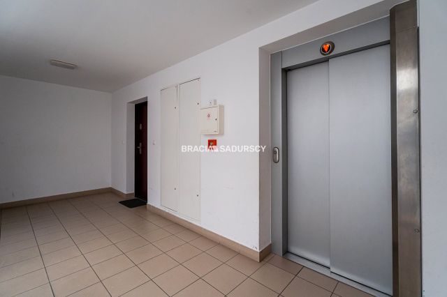 Mieszkanie 3-pokojowe Kraków Dębniki, ul. Czerwone Maki. Zdjęcie 12