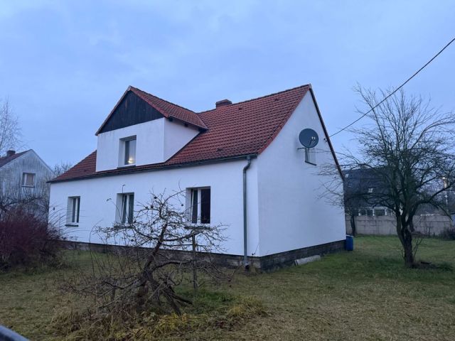 dom wolnostojący, 7 pokoi Krapkowice. Zdjęcie 1