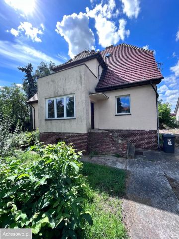 dom wolnostojący Święta Katarzyna, ul. Różana. Zdjęcie 1