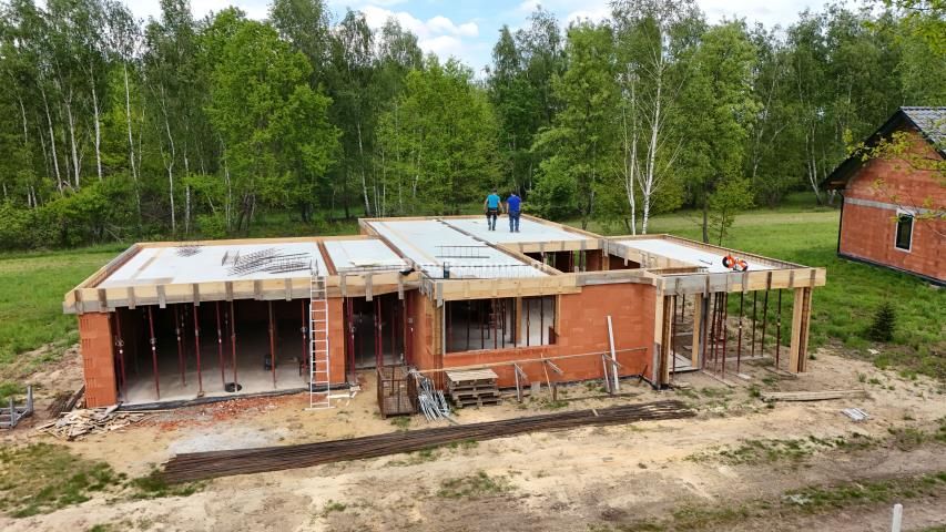 dom wolnostojący, 4 pokoje Dąbrówka. Zdjęcie 2