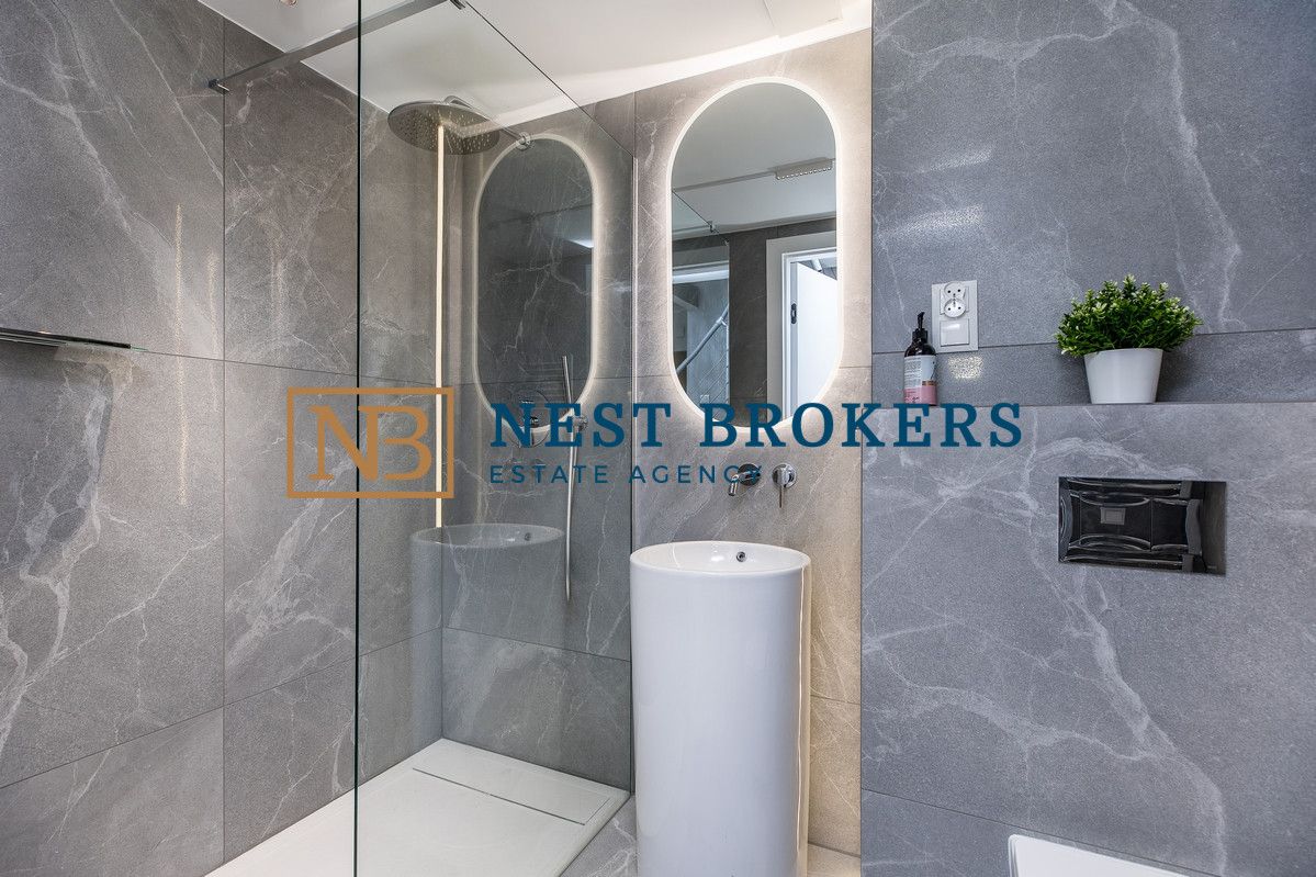 Mieszkanie 3-pokojowe Kraków Stare Miasto. Zdjęcie 2