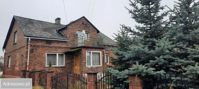 dom wolnostojący, 7 pokoi Chechło, ul. Wiejska. Zdjęcie 1