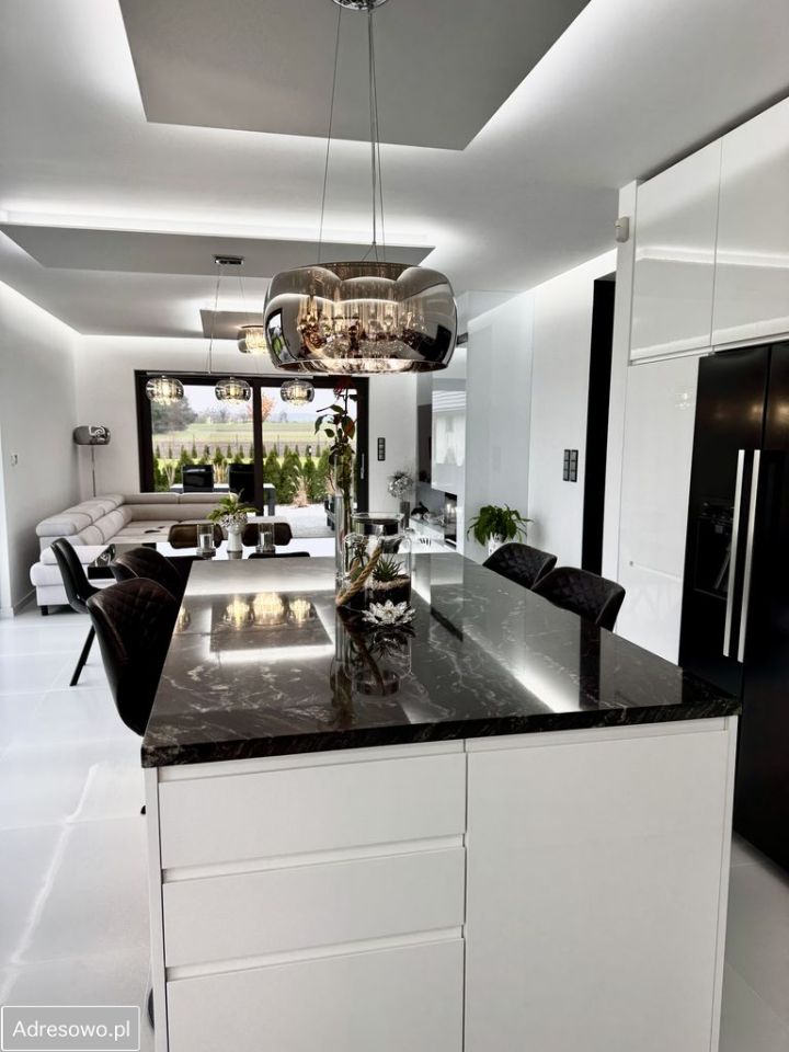 dom wolnostojący, 4 pokoje Kobylice. Zdjęcie 10